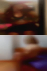 Sexy barefoot nude want to fuck girls.
